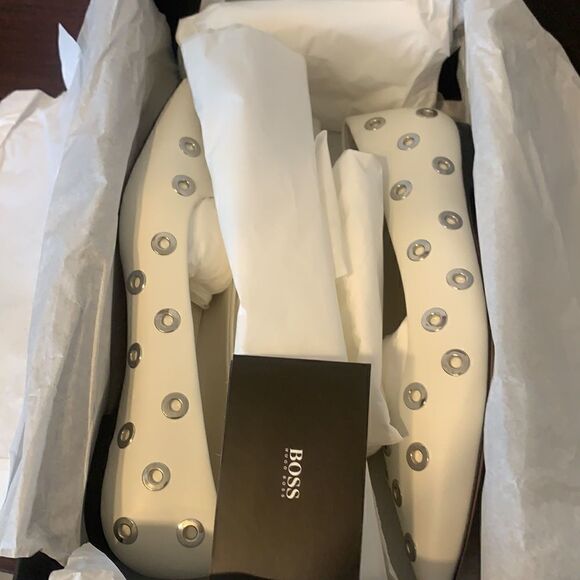 BOSS Hugo Boss Rose Grommet Studdet  ballet flat all leather size 5, new - Picture 9 of 16